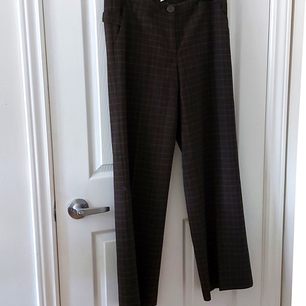 KENSIE, ladies pant, size 8, wide leg, brown with purple plaid